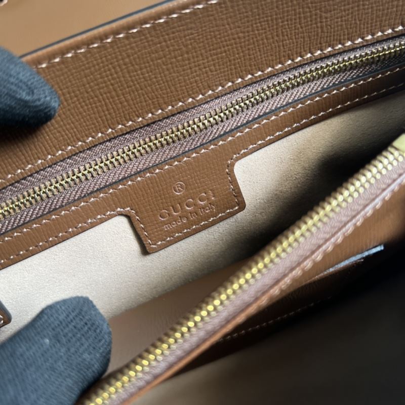 Gvc*1 horsebit bags